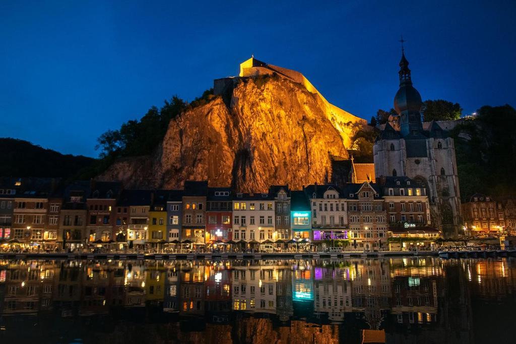 A Deux Patenier De Dinant Exterior foto